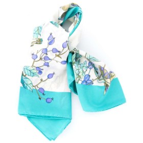 PAÑUELO SEDA NATURAL 100% TURQUESA CON  ESTAMPADO -FLORES-SETAS